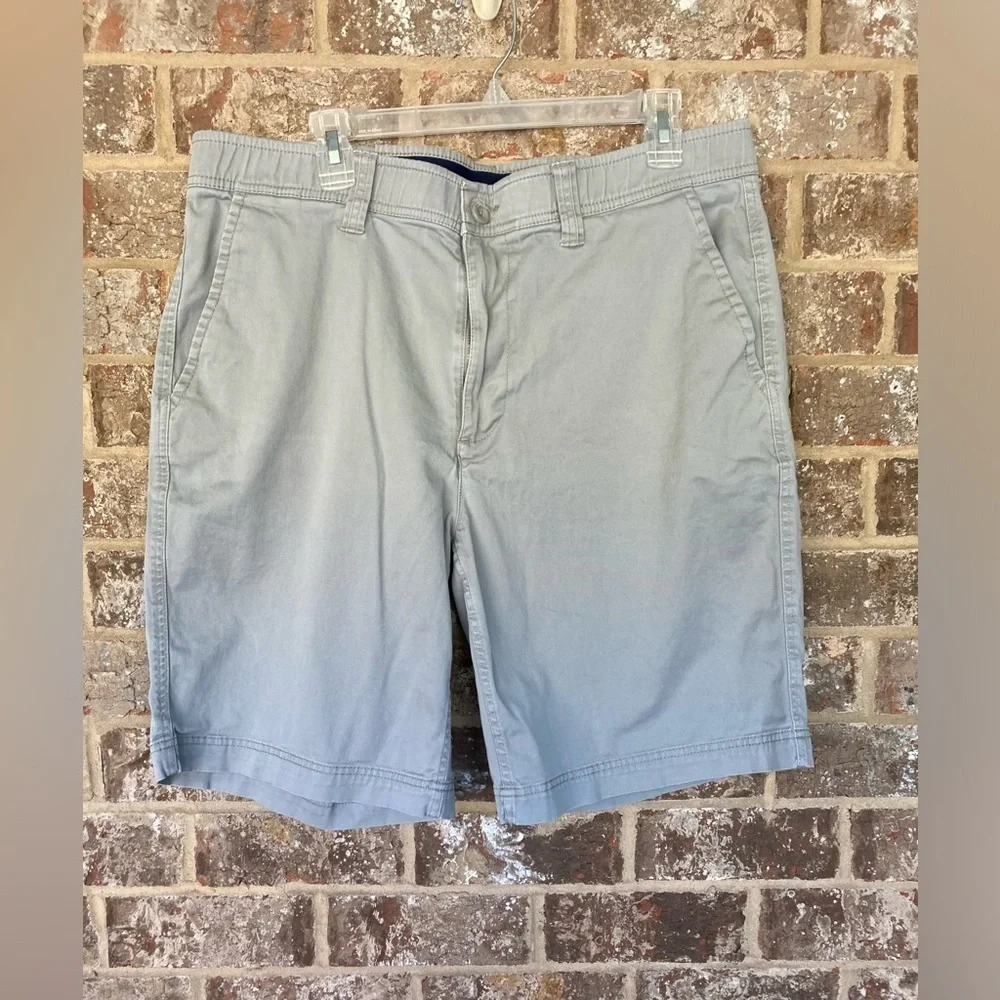 Men’s Gray St. John’s Bay Size 38 Shorts